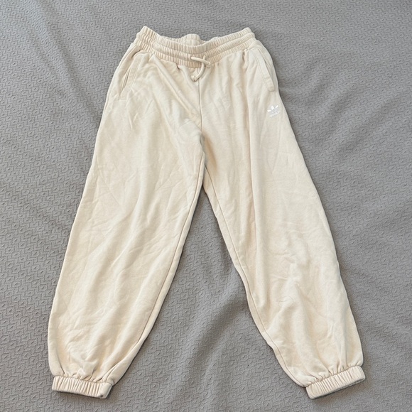 adidas Pants - Adidas Women’s Beige Jogger Pants